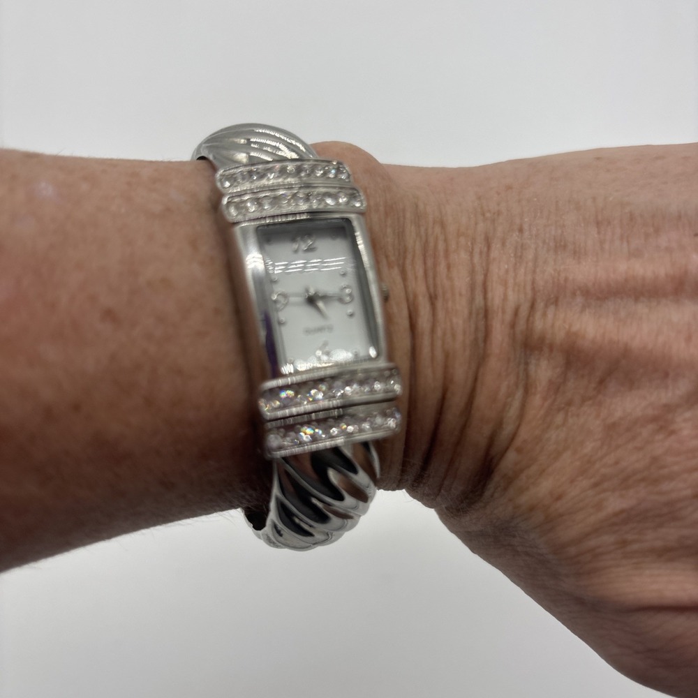 Unique Studio Time Silver Tone w/ Rhinestones Women's Quartz Cuff Wrist Watch - Picture 7 of 8